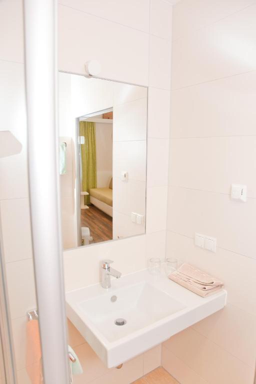 Gasthof Pack "Zur Lebing Au" Hartberg Habitación foto